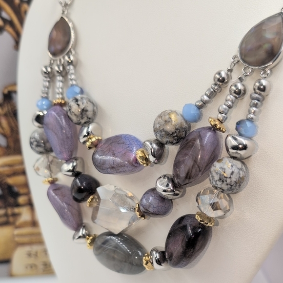 Chico's Lavender Purple and Silver Statement Necklace - Picture 3 of 7